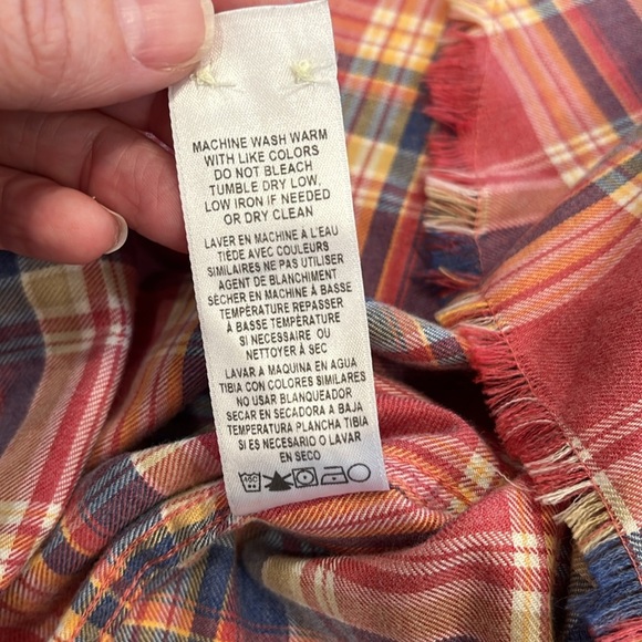 FRAME Fray Hem Flannel Top in Light Red Check Men's Size Small Preppy Plaid Boho - Picture 13 of 14